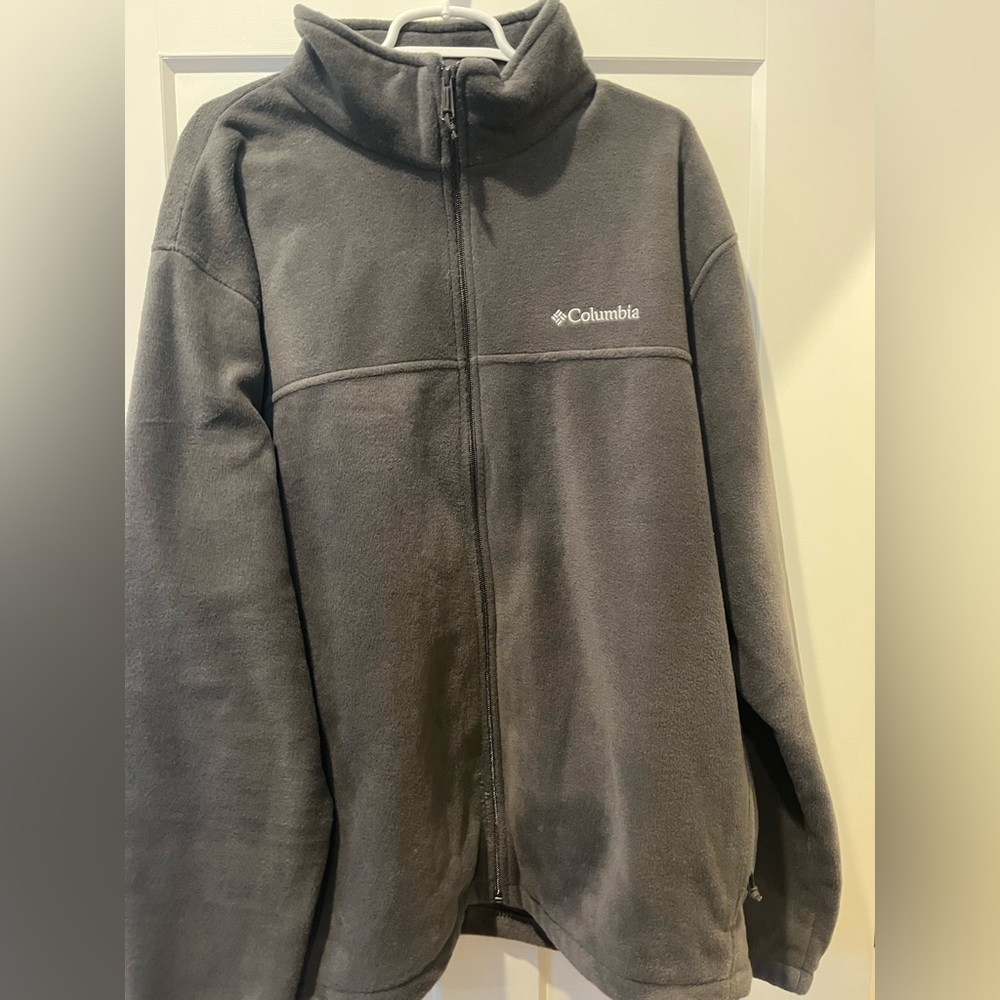 EUC. men’s columbia zip up jacket. size 3X
